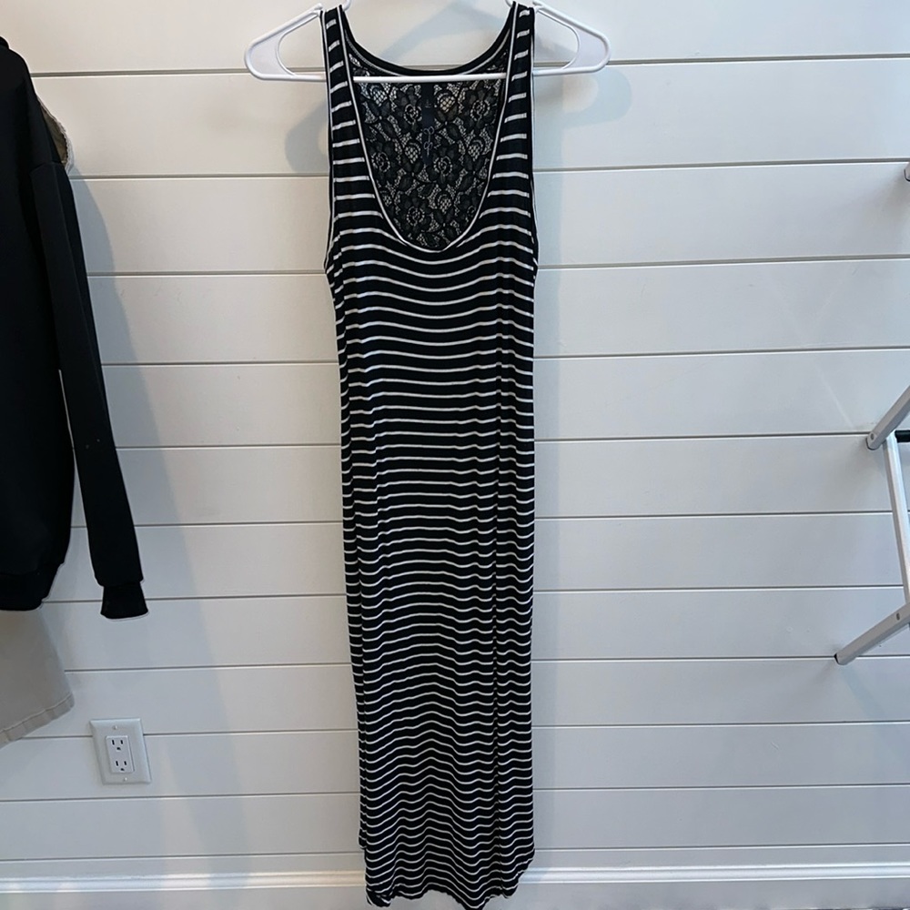 Jessica Simpson Sleeveless Maxi Dress Small Lace Back